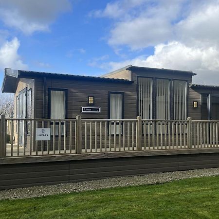 Pet Friendly 2-Bed Lodge Near Preston & Blackpool エクステリア 写真